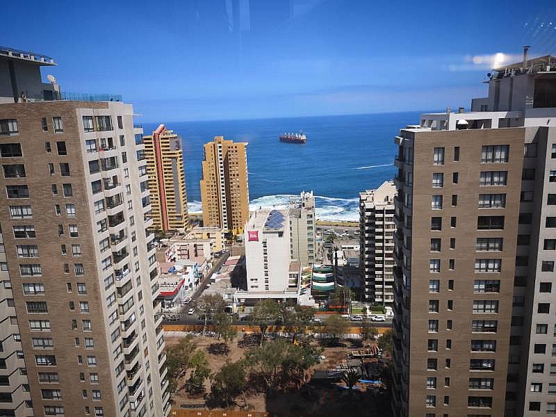 BUSCO DEPTO EN EDIFICIOS DE ALMAGRO, AV. BRASIL...      